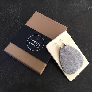 Nickel & Suede leather earrings